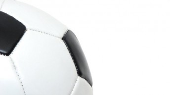 Antiviolencia propone sanciones de 45.000 euros para cada uno de los casi 70 aficionados identificados que participaron en una reyerta en el partido amistoso Oviedo-Atlético de Madrid