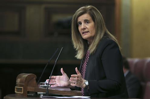 Báñez asegura que el objetivo del Gobierno es conseguir que la brecha de género sea cero