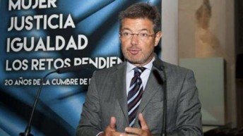 Catalá destaca el impulso realizado en esta legislatura para mejorar la protección de la mujer en España