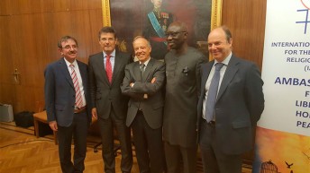 Catalá aboga por la colaboración entre políticos y líderes religiosos 