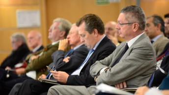 50 Abogados e inversores de 25 países promueven la creación de una corte financiera internacional