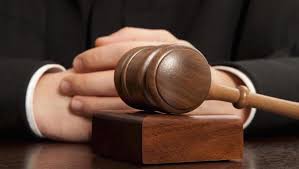 El juez acuerda suspender las reclamaciones de las entidades de crédito a los perjudicados de iDental